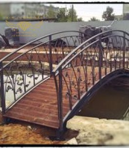 Cầu Sắt Mỹ Thuật Trang Trí Tiểu Cảnh